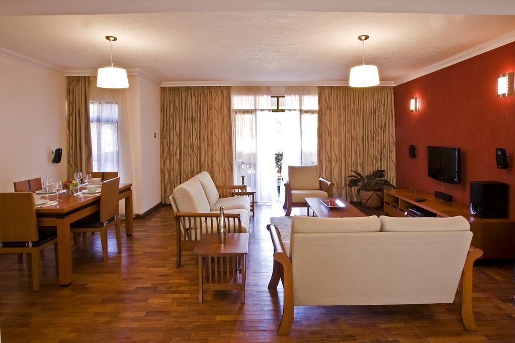 Gemsuites Serviced Apartments State House Nairobi Bagian luar foto