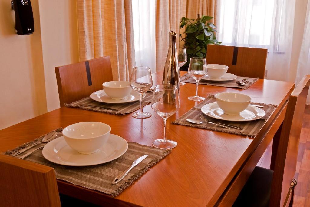 Gemsuites Serviced Apartments State House Nairobi Ruang foto