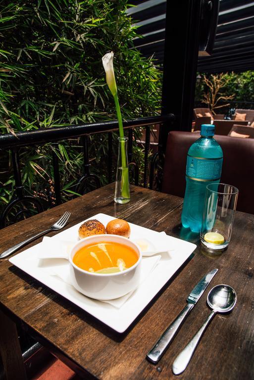 Gemsuites Serviced Apartments State House Nairobi Bagian luar foto